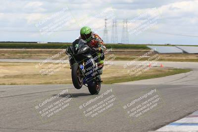 media/Apr-26-2024-TrackDaz (Fri) [[c4b677d280]]/C Group/140pm (Wheelie Bump)/